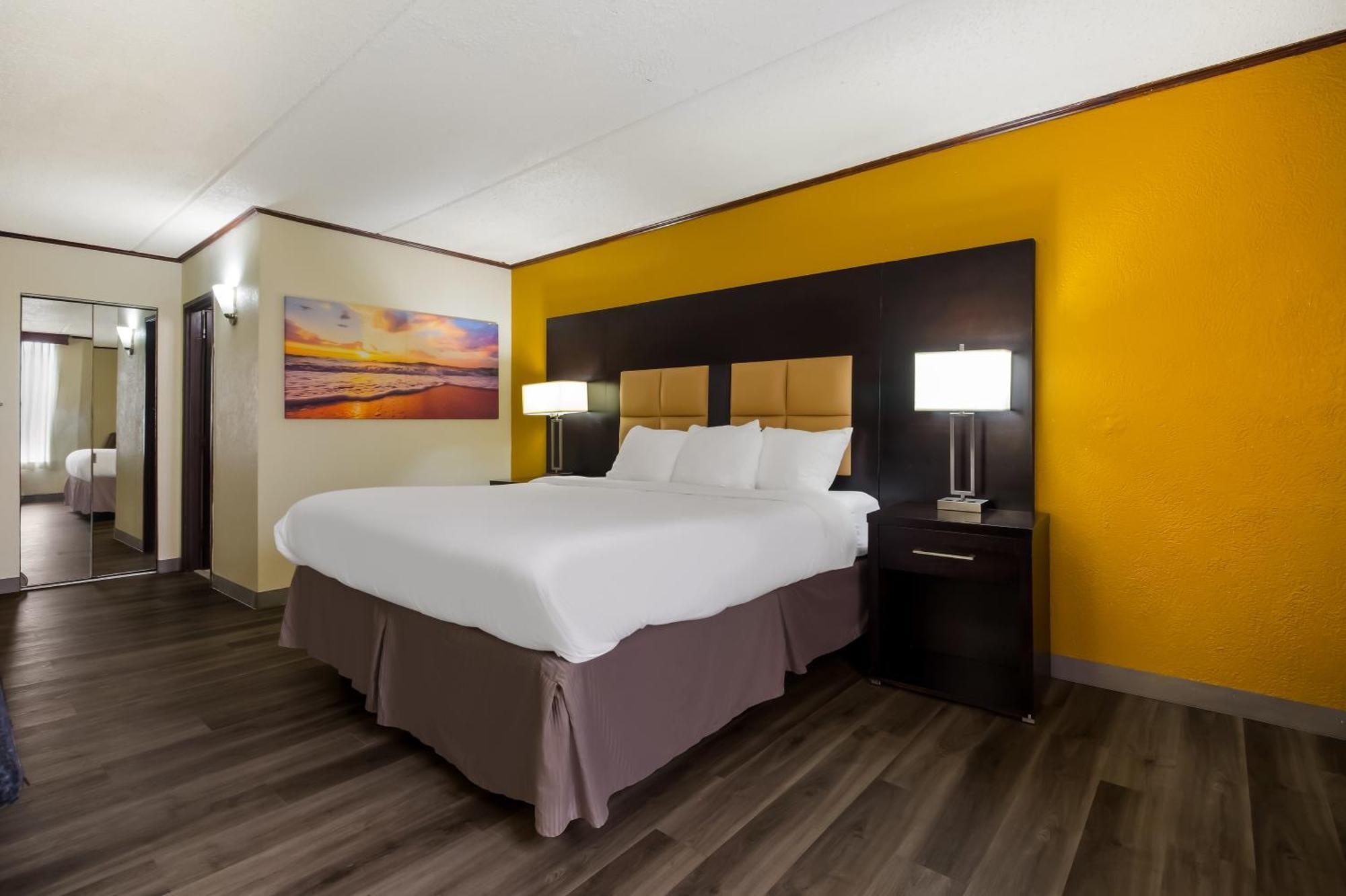 Hotel Clarion Pointe Lake Jackson Exterior foto