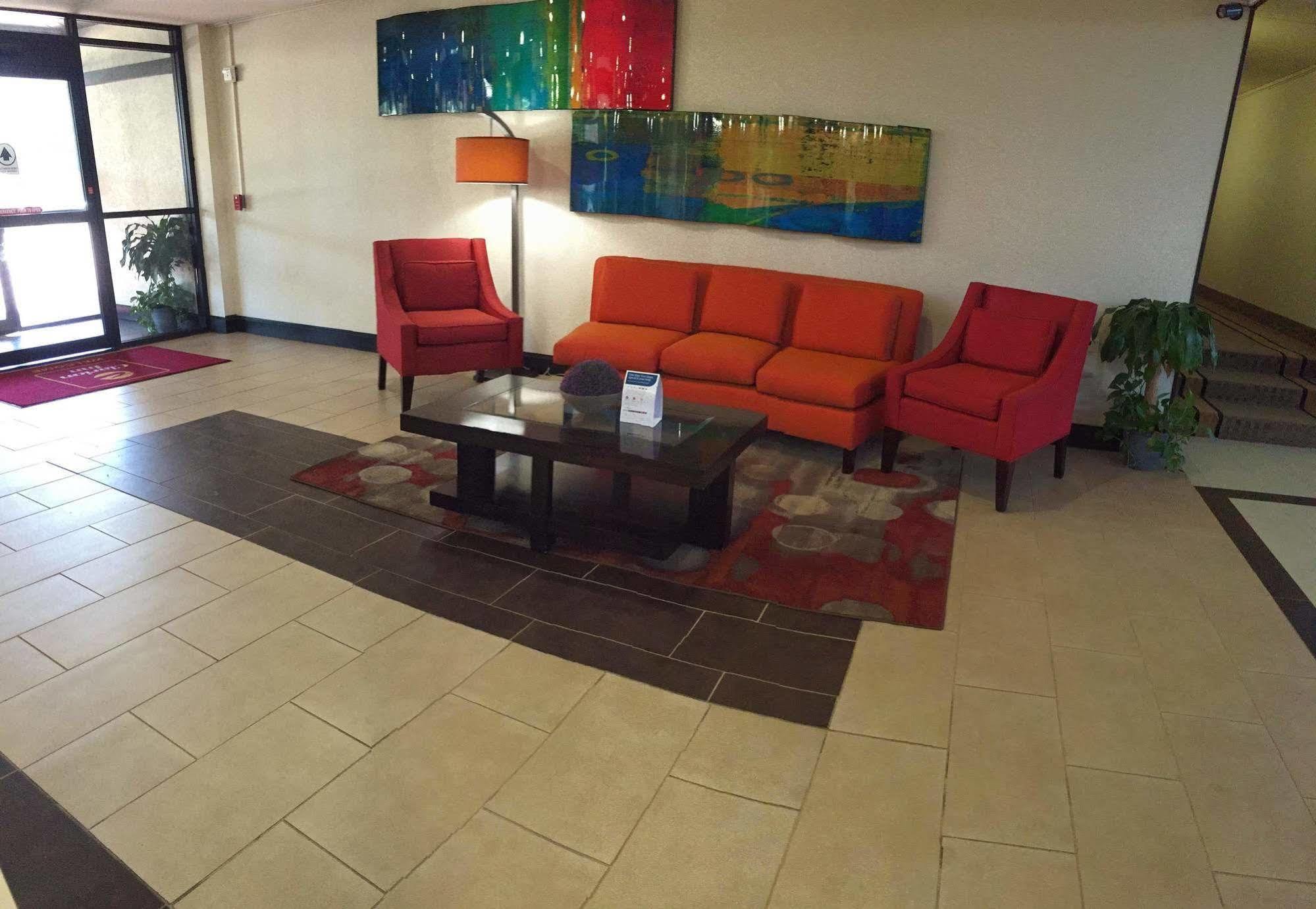 Hotel Clarion Pointe Lake Jackson Exterior foto