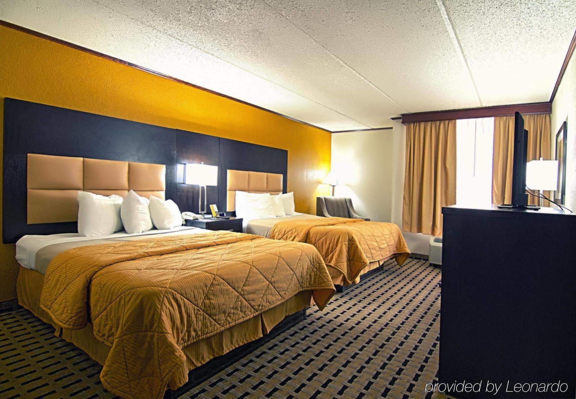 Hotel Clarion Pointe Lake Jackson Exterior foto